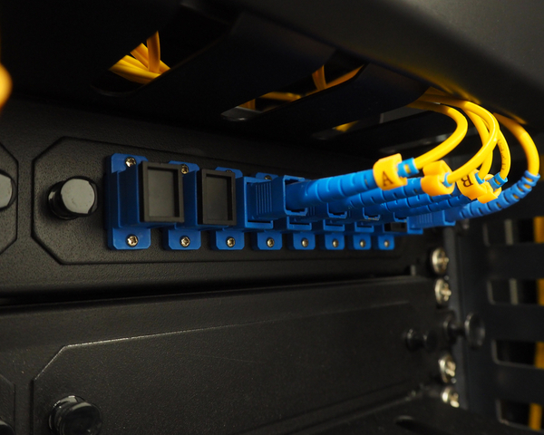 ASI - Single-mode and multimode fibre optic Fibre optic cable panel